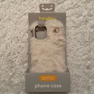 Alpine iPhone 2025 6.3” screen heyday Cream Faux Fur Phone Case Brand New